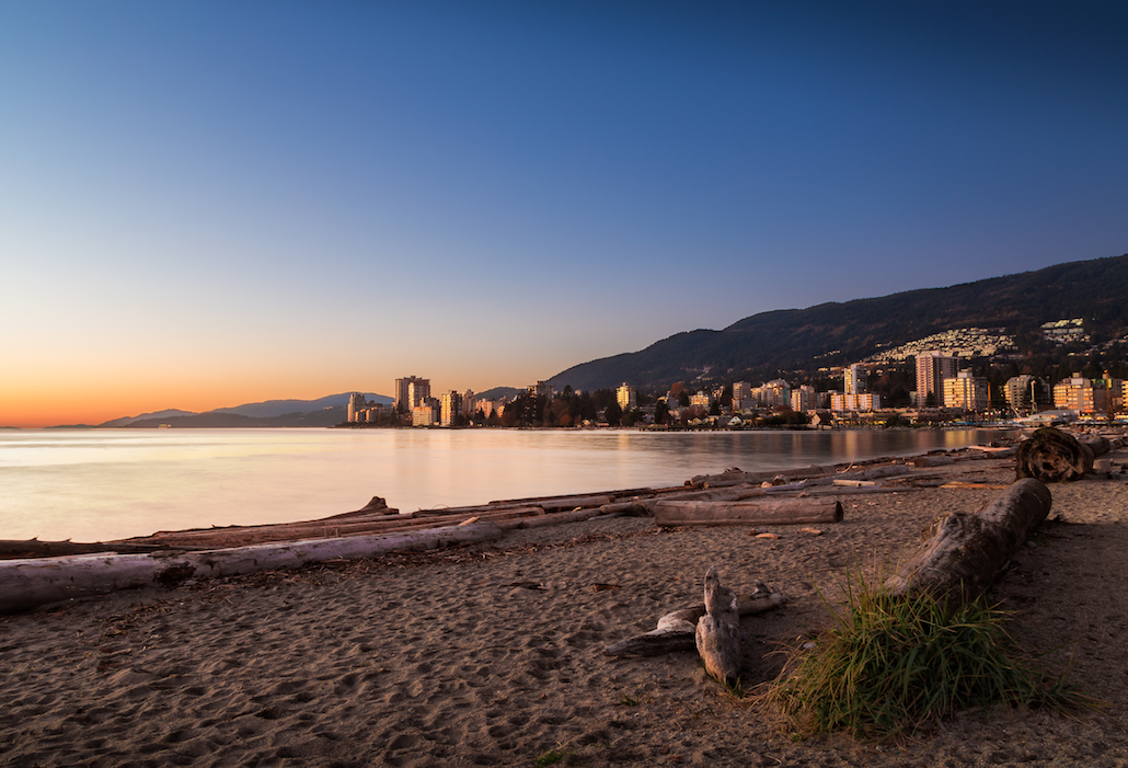 West Vancouver Beautiful Ambleside Beach